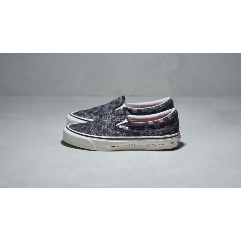 VANS SLIP ON OG VAULT X JIM GOLDBERG