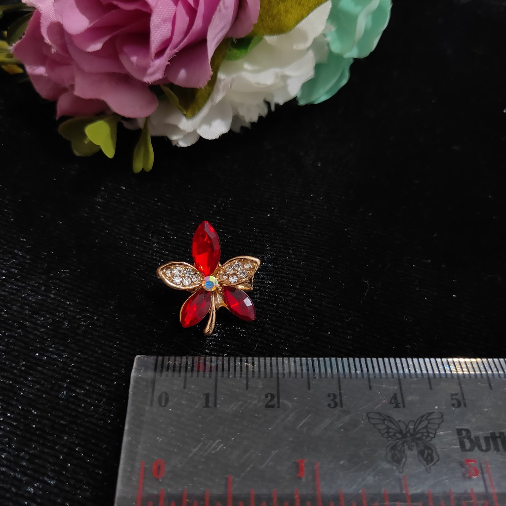 chandrasurya Bros Dagu Korea Mata Kaca Daun Bunga Aksesoris Wanita Muslim G2457-Merah