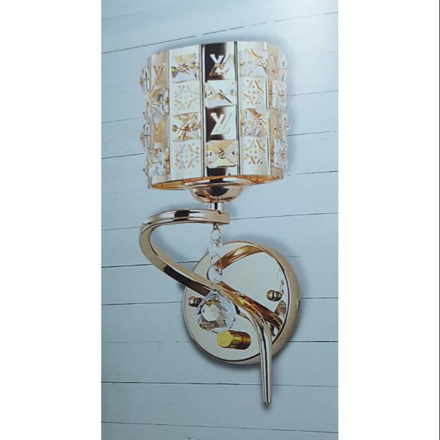 Lampu dinding gold