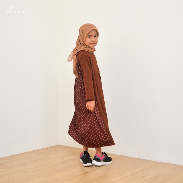 Mistyvori Najja Dress Anak Bahan Polo Mix Woolpeach Mistyvori Najja Dress Anak Bahan Polo Mix Woolpeach