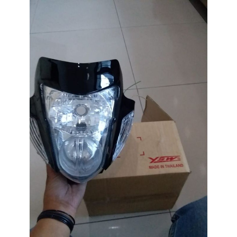 REFEKTOR LAMPU DEPAN SONIC 125 RS THAILAND