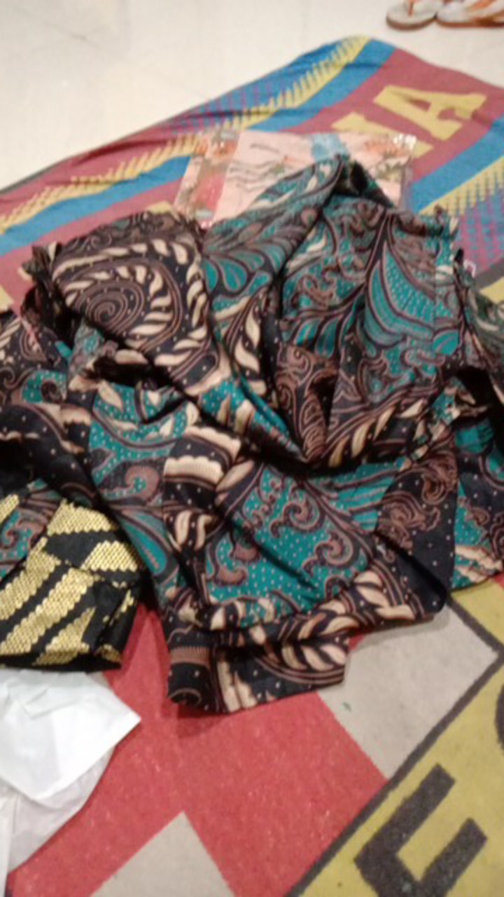 Maura Couple - Sania Ruffle Batik Couple Puser Hijau Ori Bbc