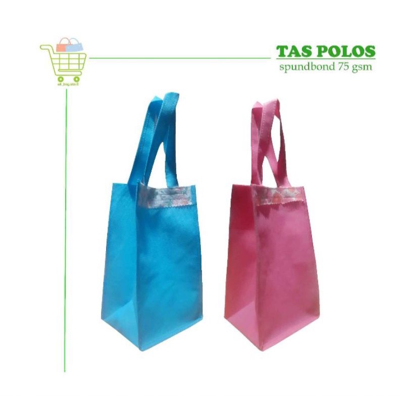 

Tass Souvenir Polos Ukuran 25x15 cm Lipatan Samping Volume 10 cm