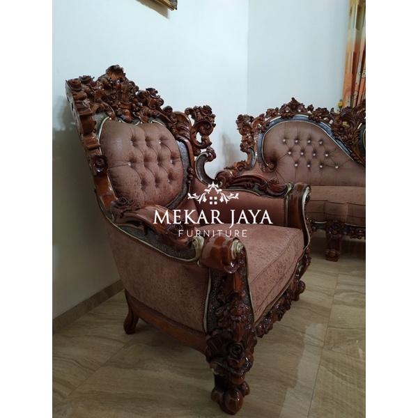Set Sofa Ruang Taku Royal Barcelona Full Ukir Mewah Jati Furniture Jepara