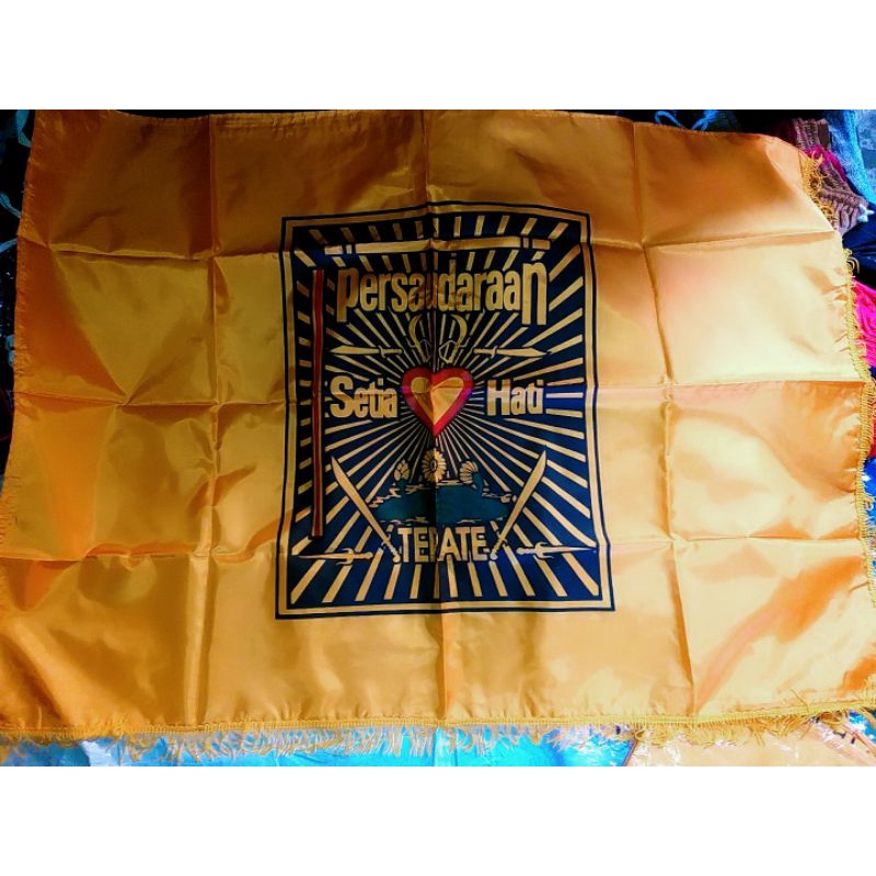 BENDERA PSHT BOLAK BALIK BESAR DOBEL KAIN UKURAN 140cm x 95cm | TERATE FLAG