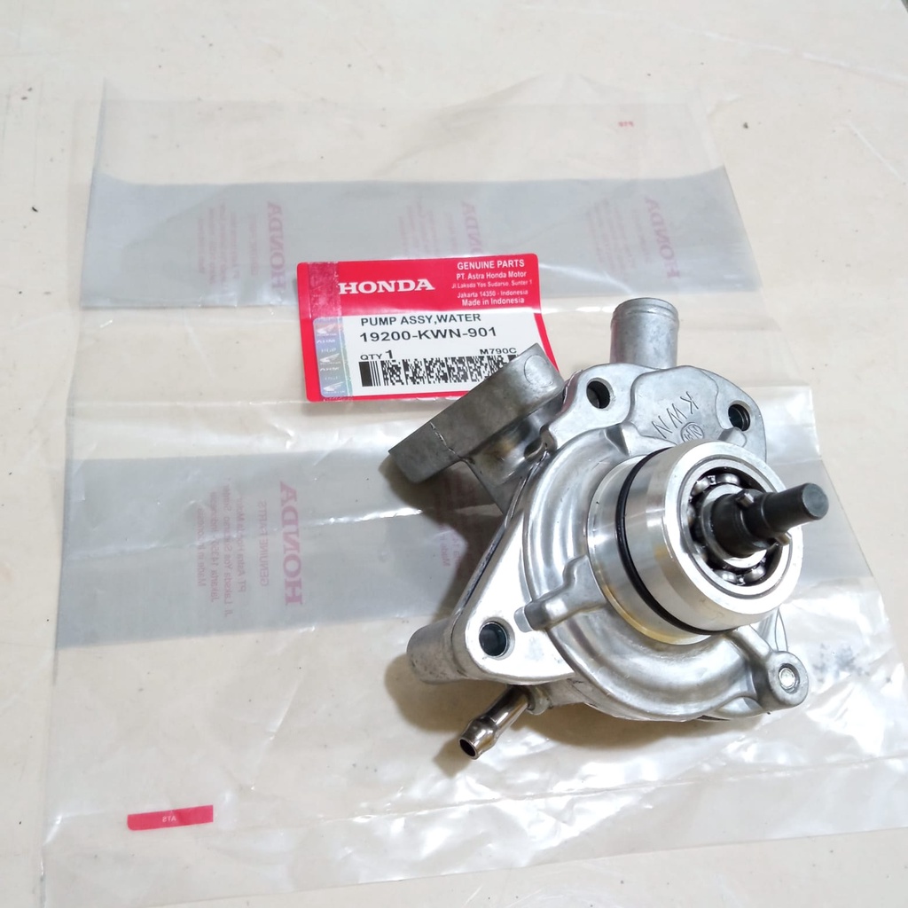 WATER PUMP ASSY HONDA VARIO 125 19200-KWN-901