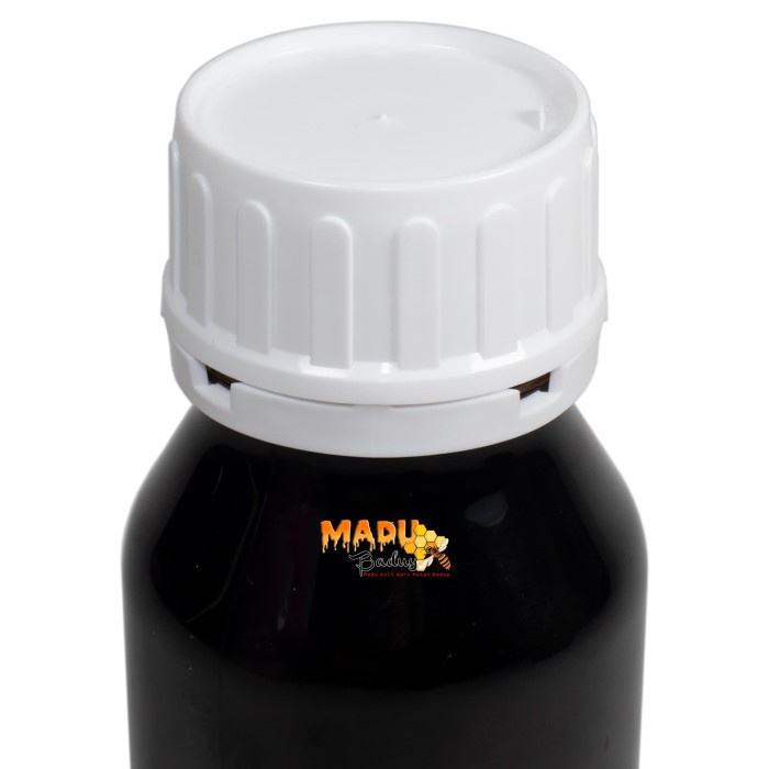 

madu- madu hitam asli dari hutan baduy, banten. botol plastik 300ml. -madu.