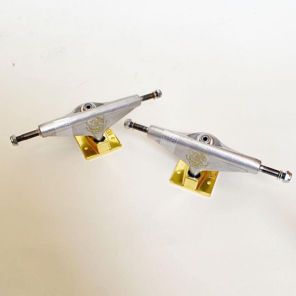 Venture 2pcs Truk skateboard pro 139mm / 5.25inch / 139mm Warna silver / gold