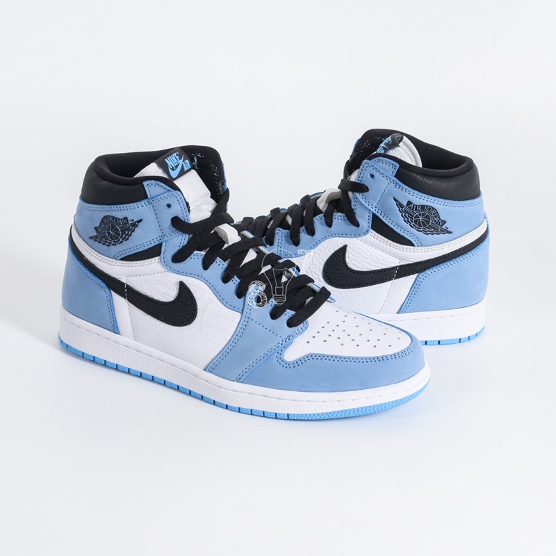 Air Jordan 1 High University Blue