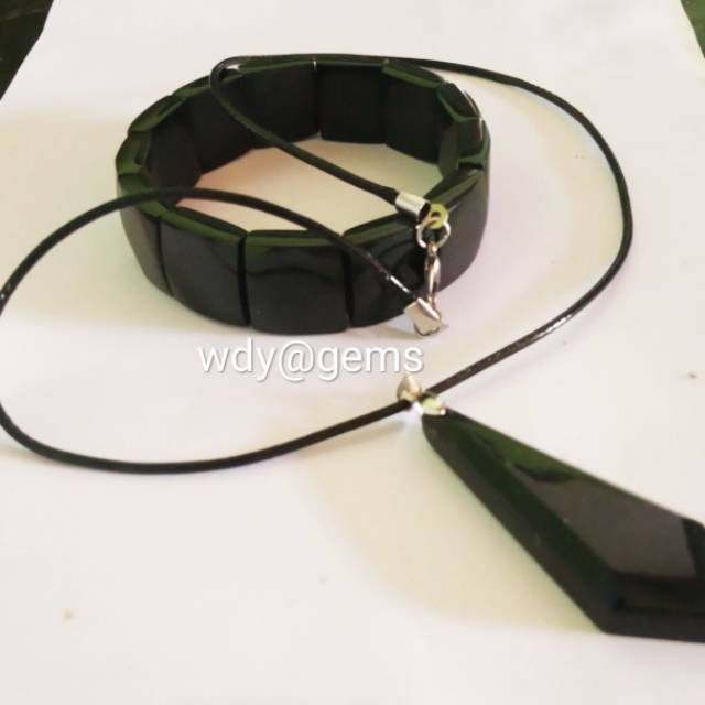 Gelang plus kalung giok black jade asli aceh