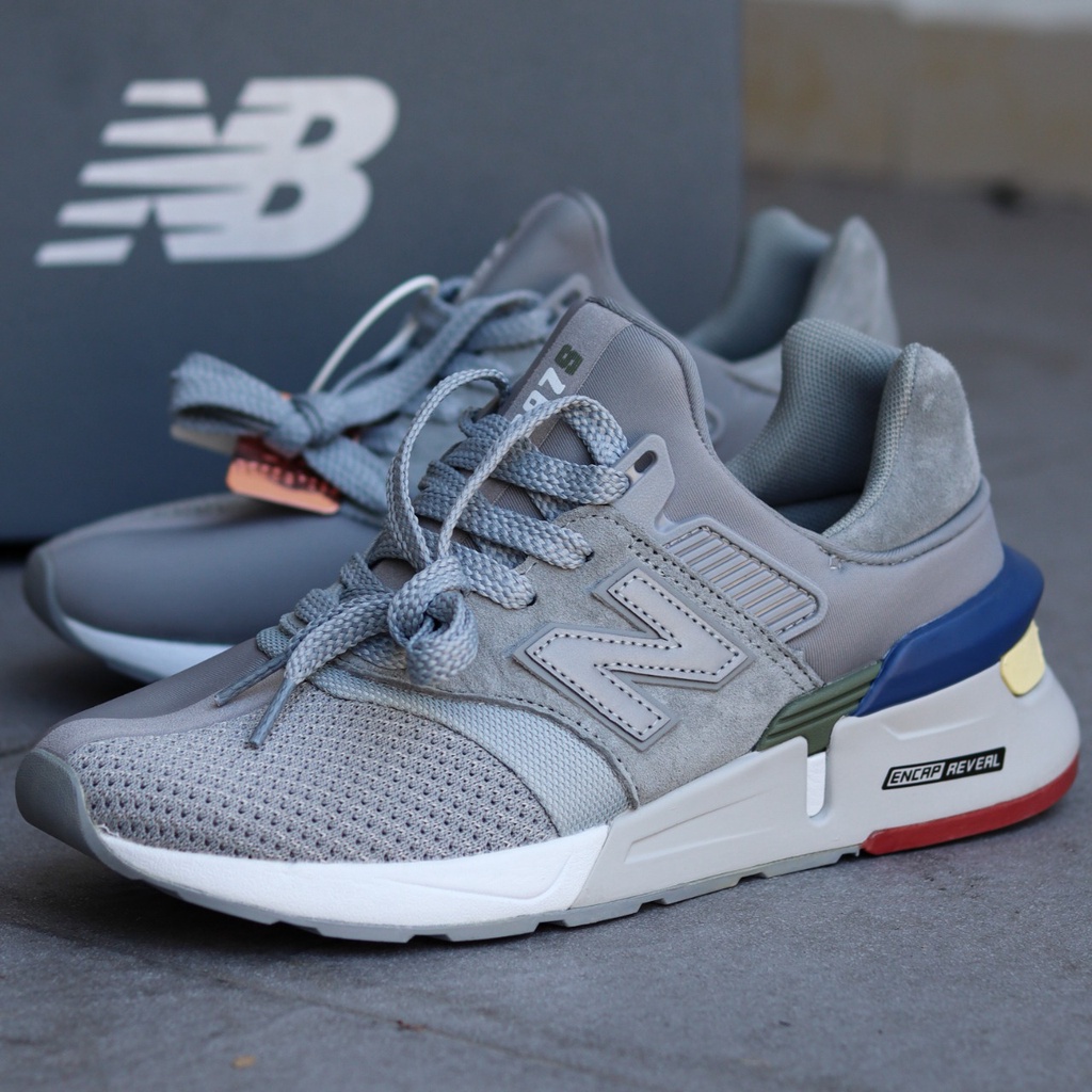 Sepatu New Balance 997 Triple Grey Multicolor Light Aluminum Abu NB 997 s Abu Sneakers Pria MS997XTA