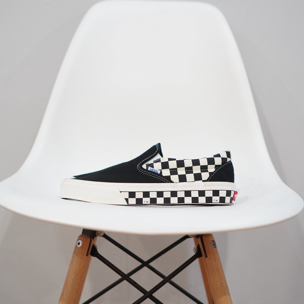 VANS CLASSIC SLIP-ON SIDEWALL CHECKERBOARD