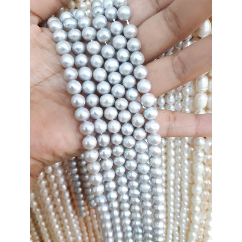 MUTIARA AIR TAWAR SUPER WARNA ABU DIAMETER 0,6CM RENTENGAN MUTIARA ALAMI AIR TAWAR LOMBOK SUPER