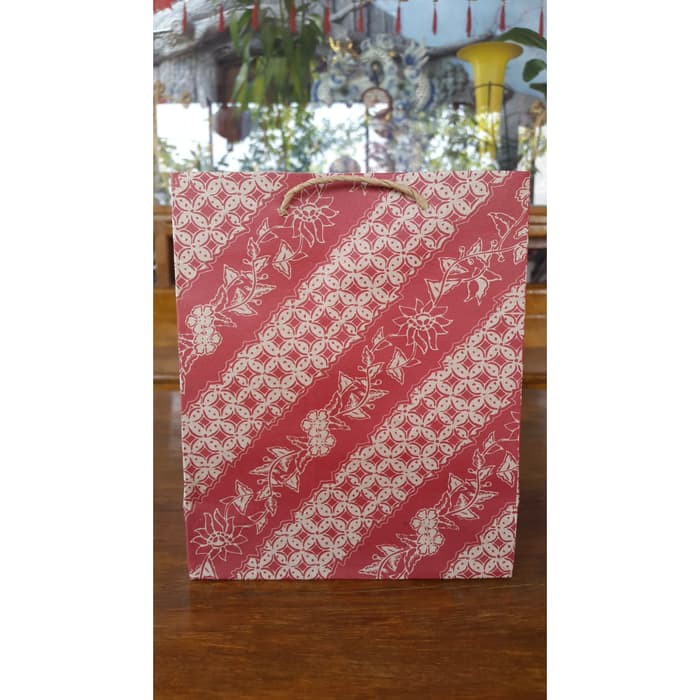 

Paper Bag Isi 12pcs Tas Toples Tas Souvenir Lebaran Tas Kertas Motif Batik Ukuran 17 x 21 26-9341
