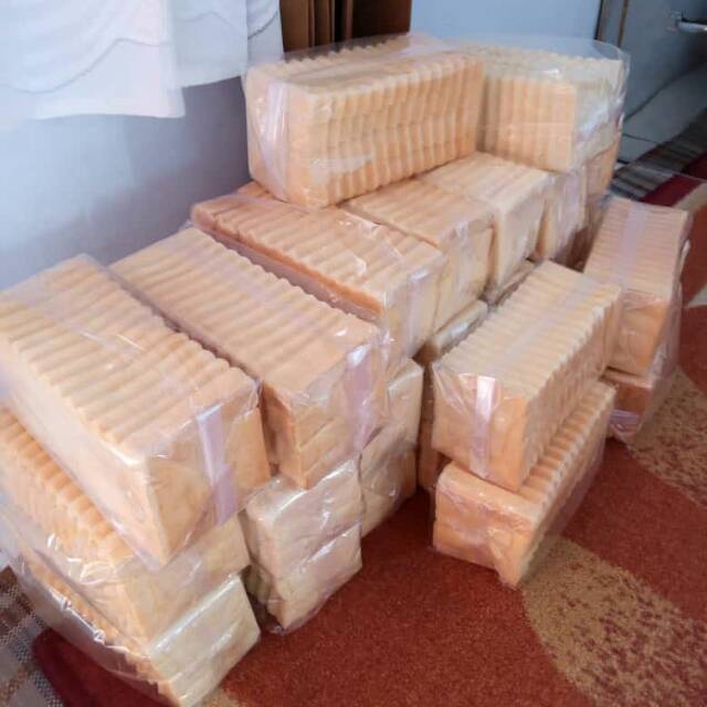 

Roti Tawar Bakar Bandung / Roti Kasino / Roti Bakar Bandung