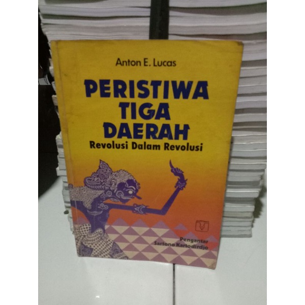 PERISTIWA TIGA DAERAH REVOLUSI DALAM REVOLUSI