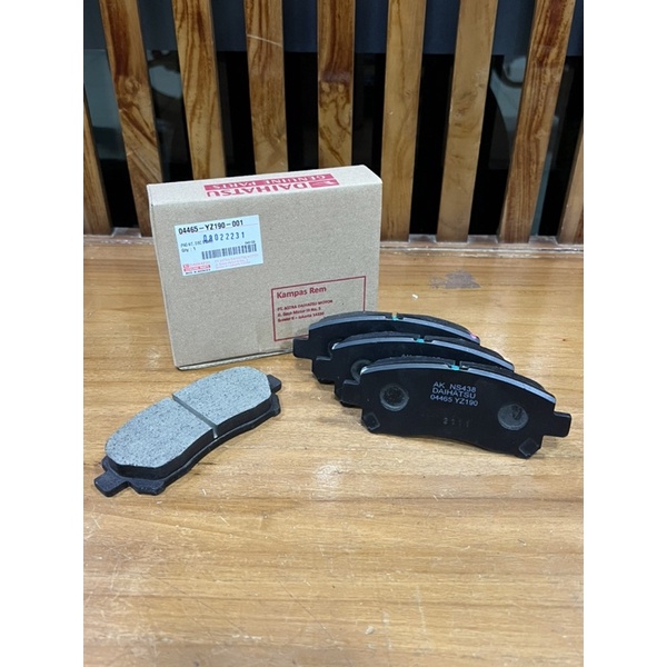 Brake Pad Depan SET Terios Rush F700 Gen 1 - 2  04465-YZ190-001