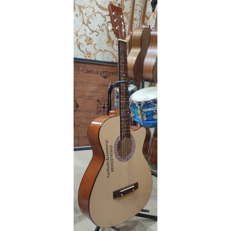 Gitar Akustik Pemula