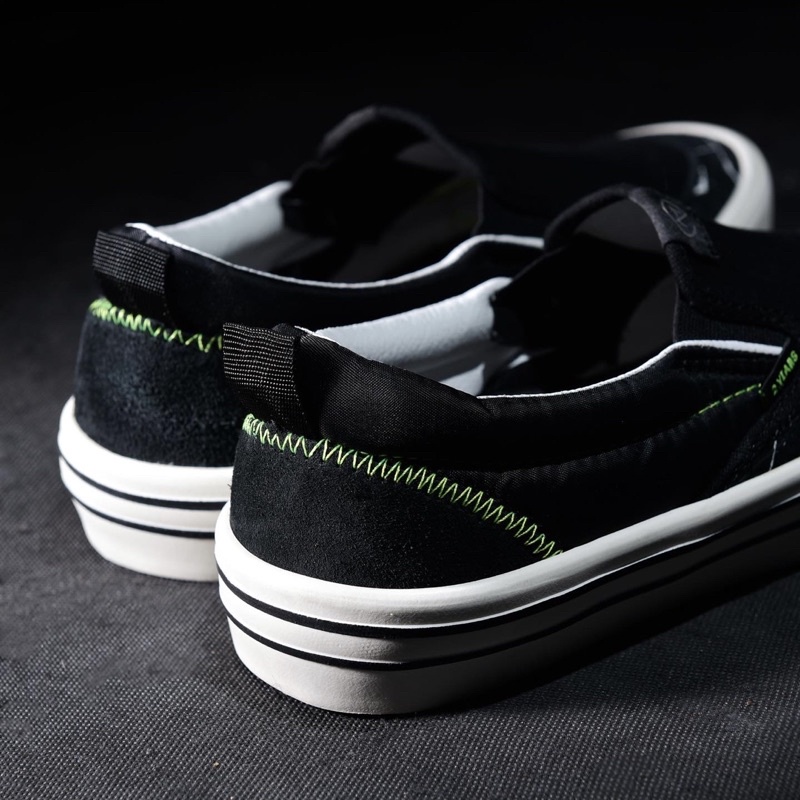 MARQUE.CO '2 Years' Slip On Special Edition