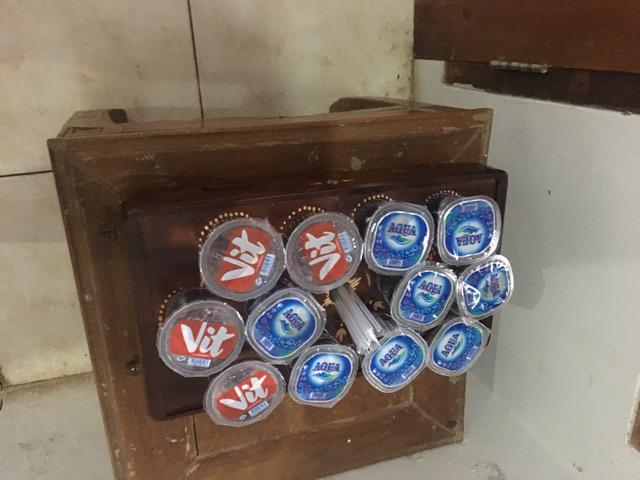 Tempat Air Mineral/baki