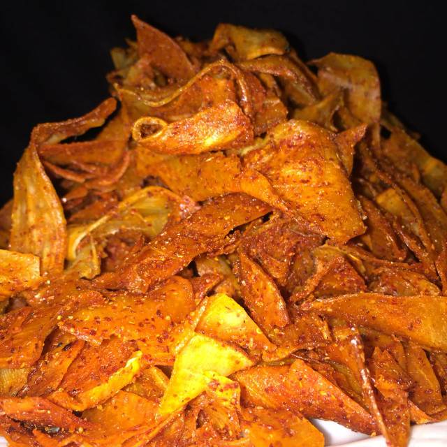 

KRIPSET/CEMILAN PEDAS/CEMILAN KILOAN/KERIPIK/KERIPIK SINGKONG