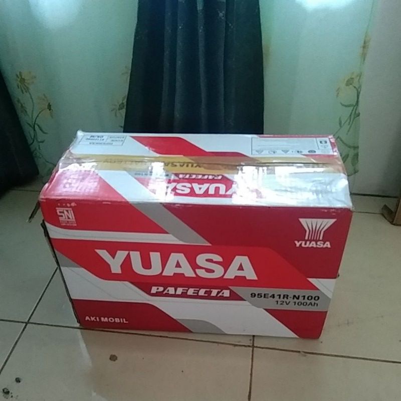 Aki mobil YUASA PAFECTA