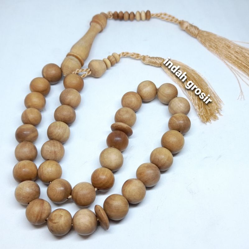 TASBIH 12MM KAYU CENDANA WANGI 33BUTIR