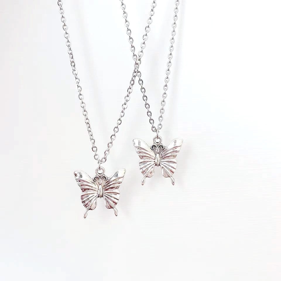 Kalung kupu-kupu fashion Korea Fashion Necklace