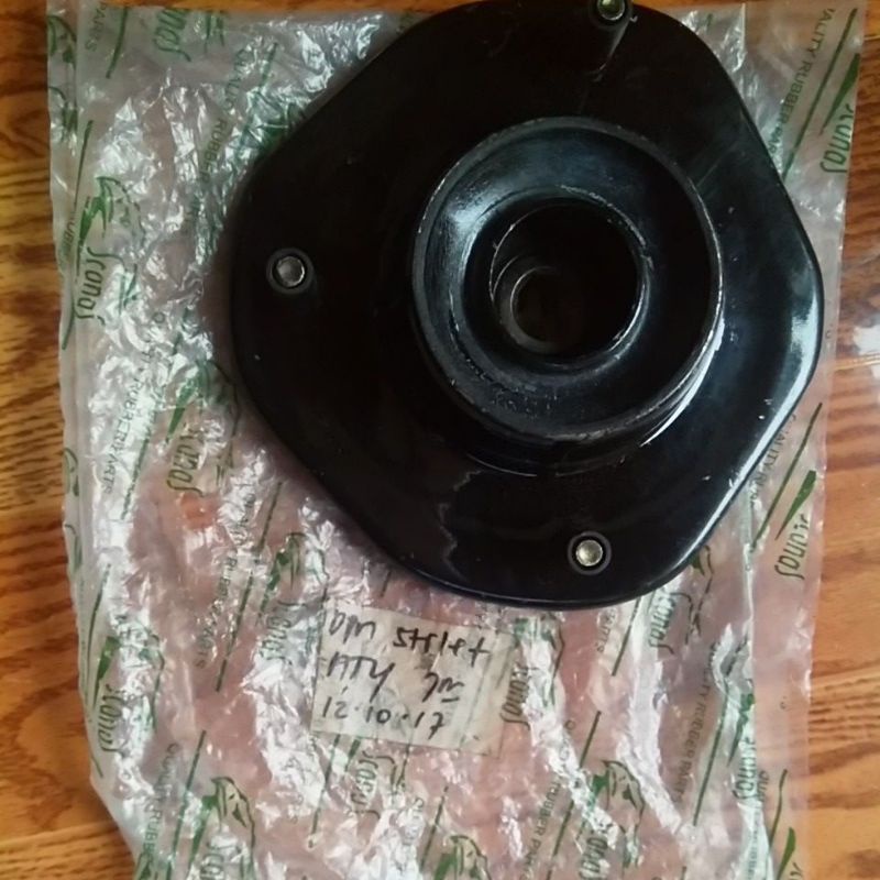 support shock depan Starlet kotak merk scanas