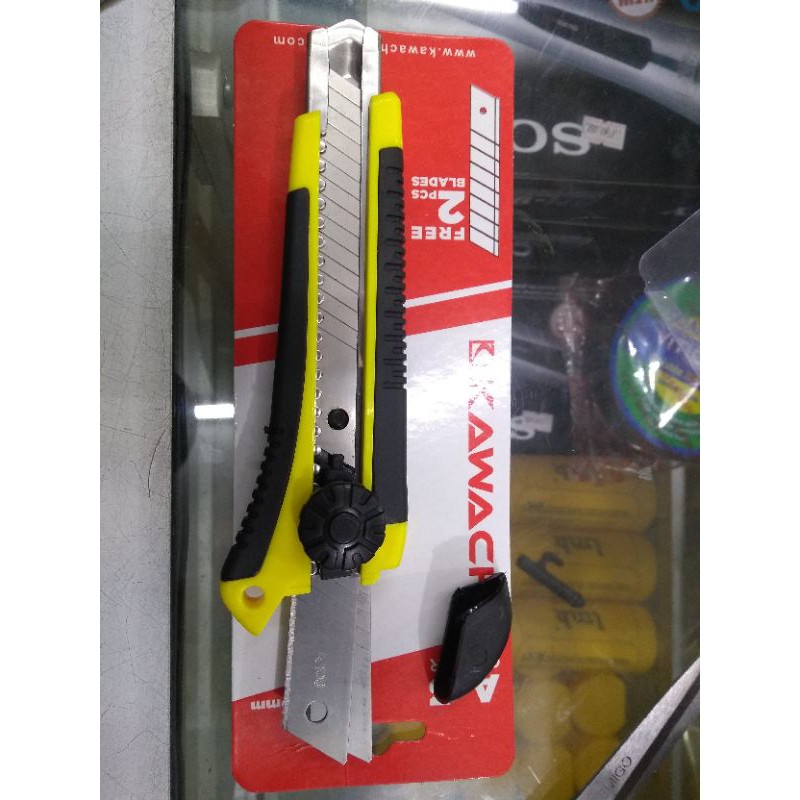 Pisau Cutter cuter Besar Gagang anti slip Kawachi gratis 2 mata pisau