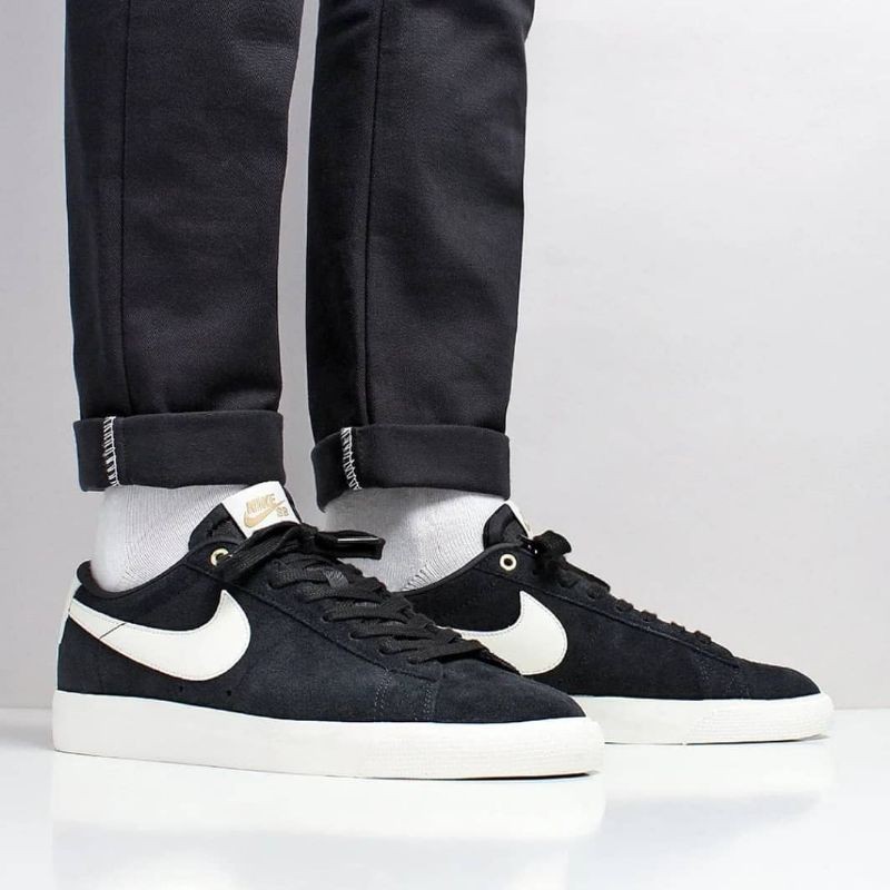 suede nike blazer low