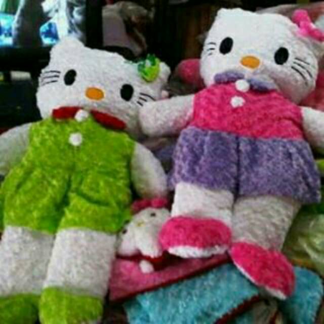 Boneka hello kitty jumbo