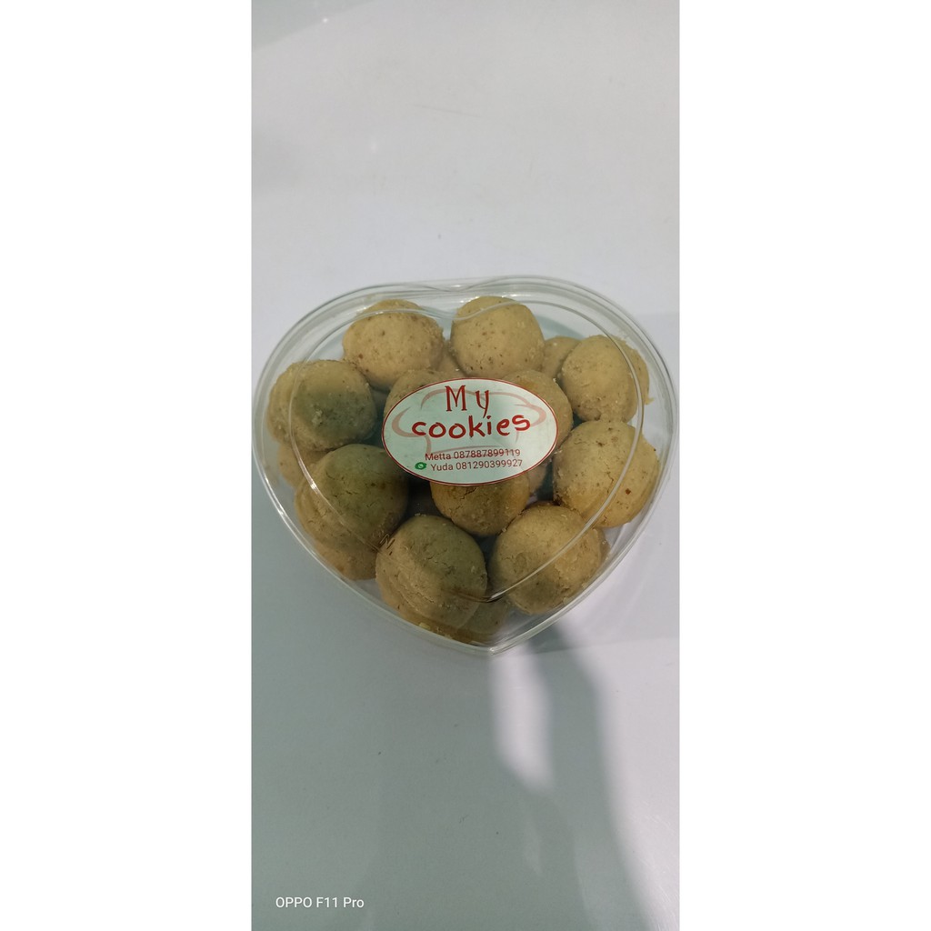 

M Y Cookies" Kue Kacang Special
