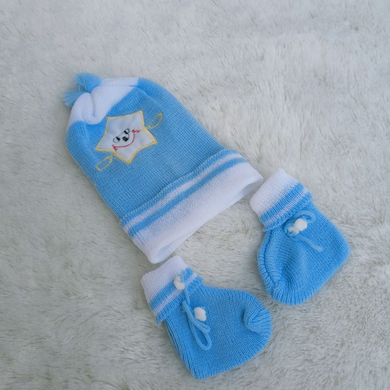 Setelan Topi + Kaos Kaki Bayi Kupluk New Born