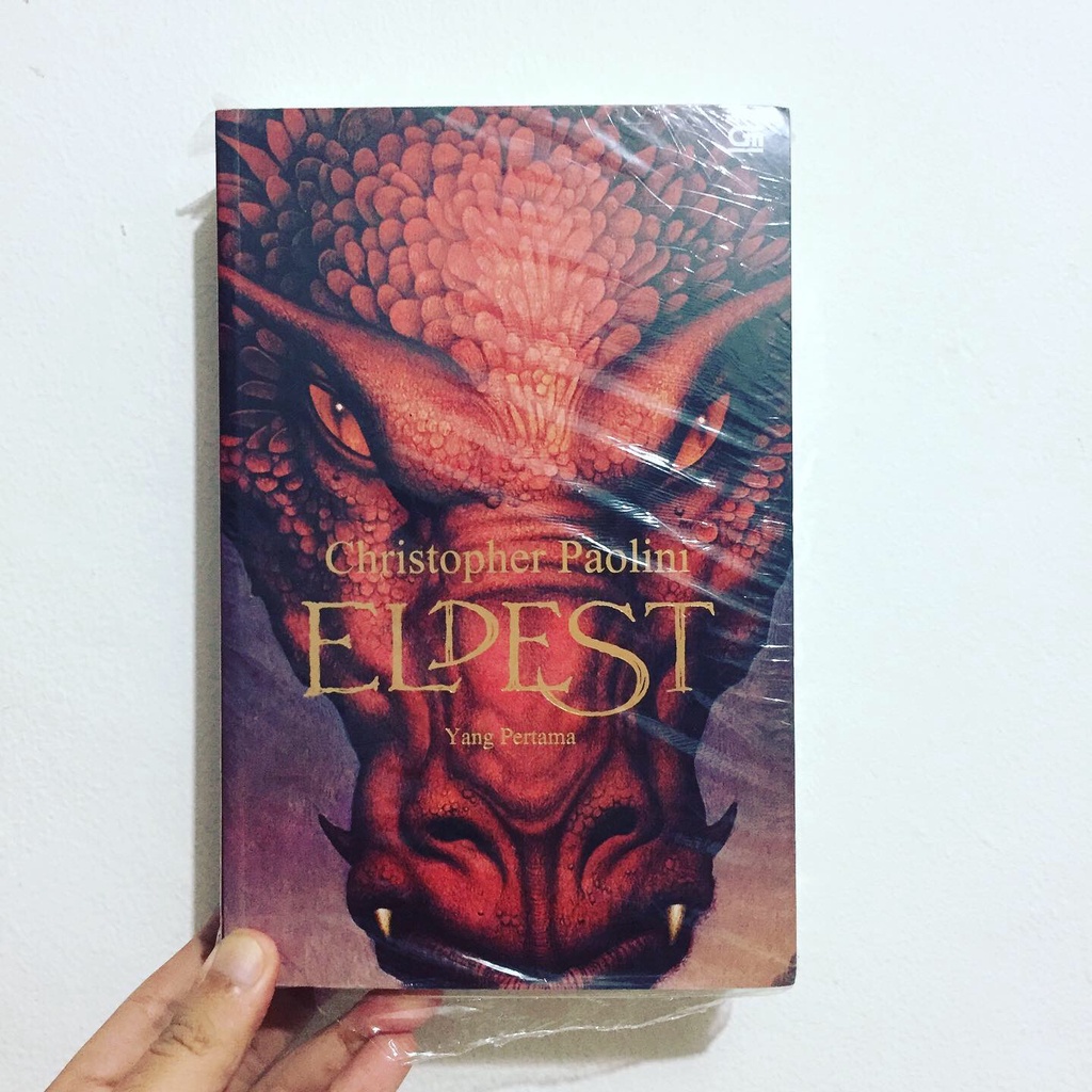 ELDEST - Christopher Paolini