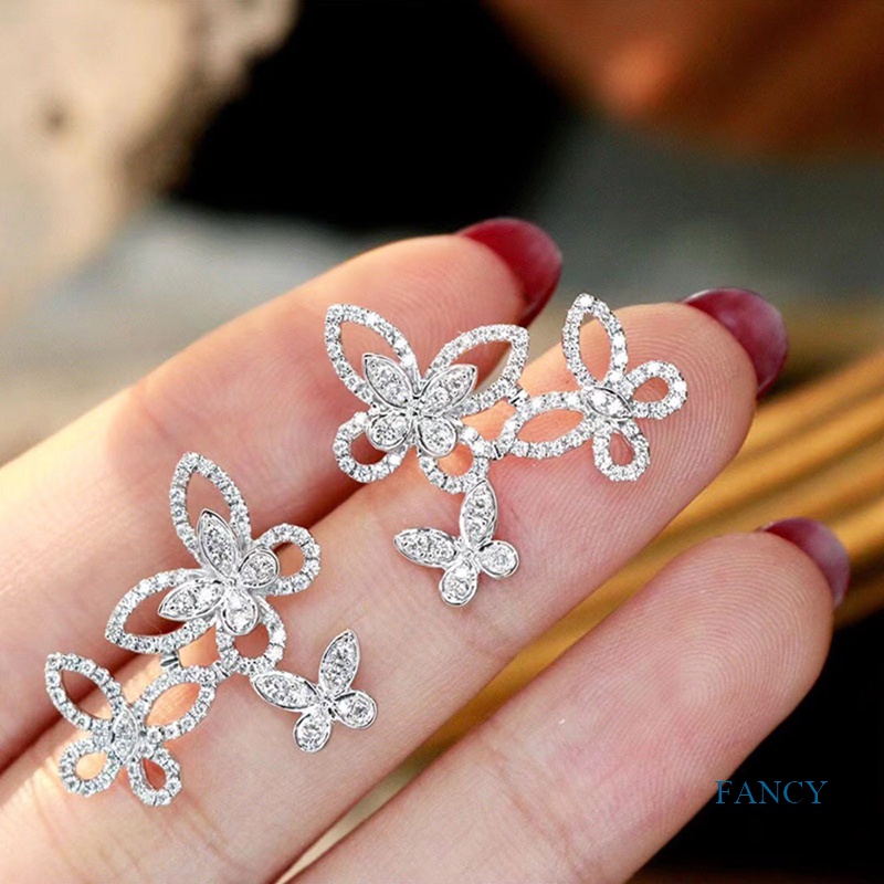 Anting Stud Bentuk Kupu-Kupu Warna Silver Untuk Wanita