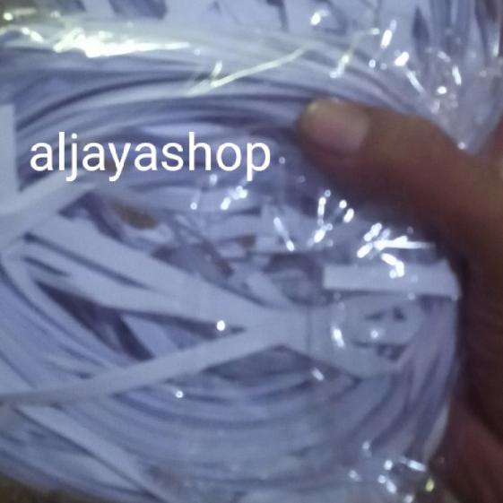 

Kertas Serut Putih polos 1 kg / Kertas Cacah /Shredded Paper