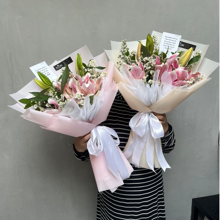 Buket Lily Casablanca - Bellisima Florist Bogor