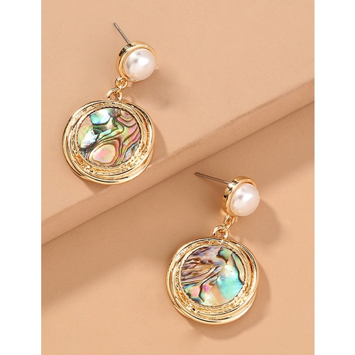 LRC Anting Tusuk Fashion Golden Pearl Round Natural Abalone Earrings K82350