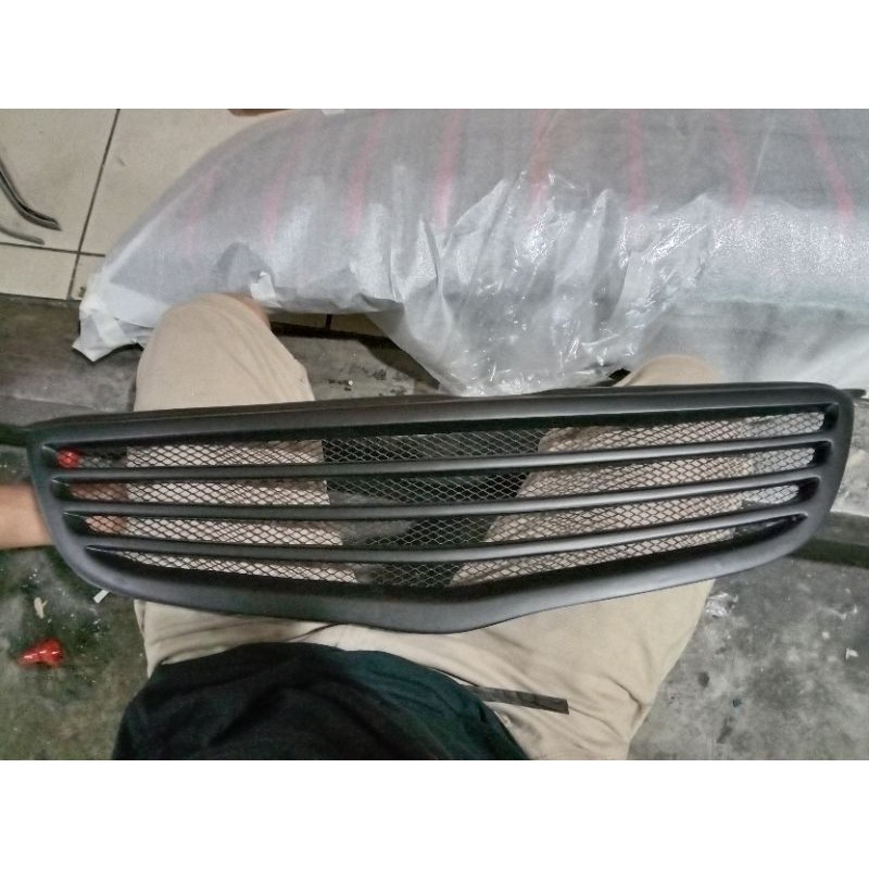 Grill Vios Tahun 2003-2006 Model Garis Elegan