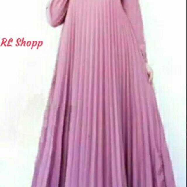 Dress plisket lengan panjang