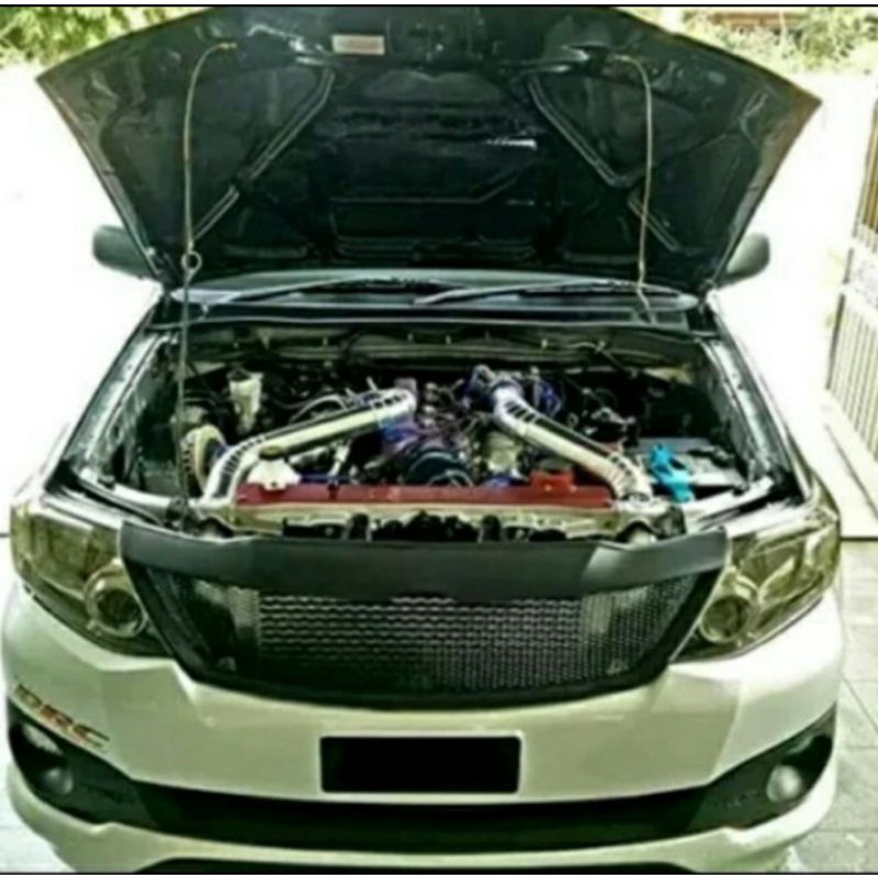 grill depan grand fortuner 2012-2015 ram plastik