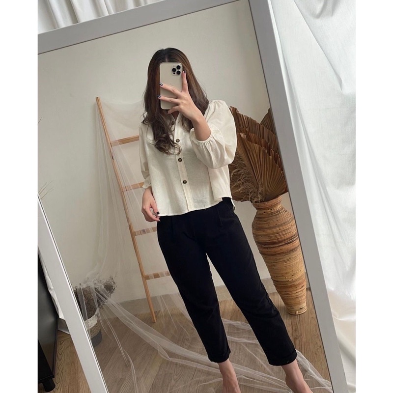 [Preloved] SEMINGGU RTW - Elba Shirt White