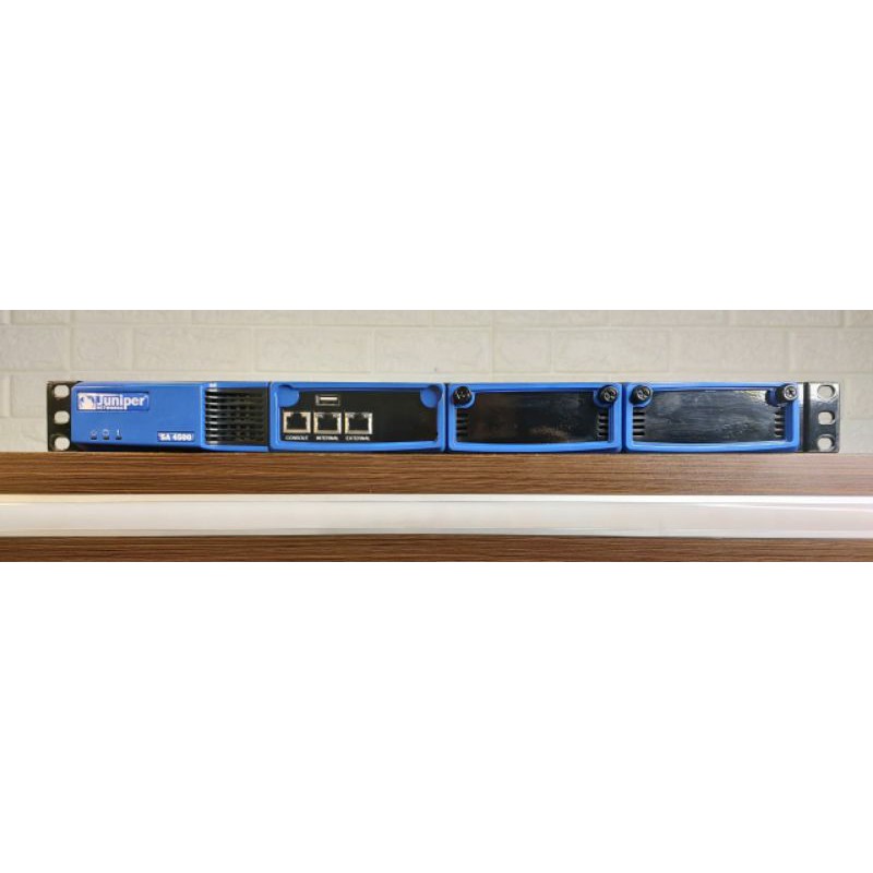 Juniper Network SA 4500 SSL VPN Appliance 2x 10/100/1000Base T LANSecond Berkualitas