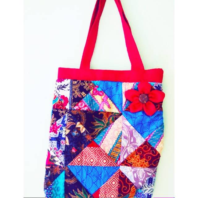 TAS  BATIK  PERCA  BUNGA