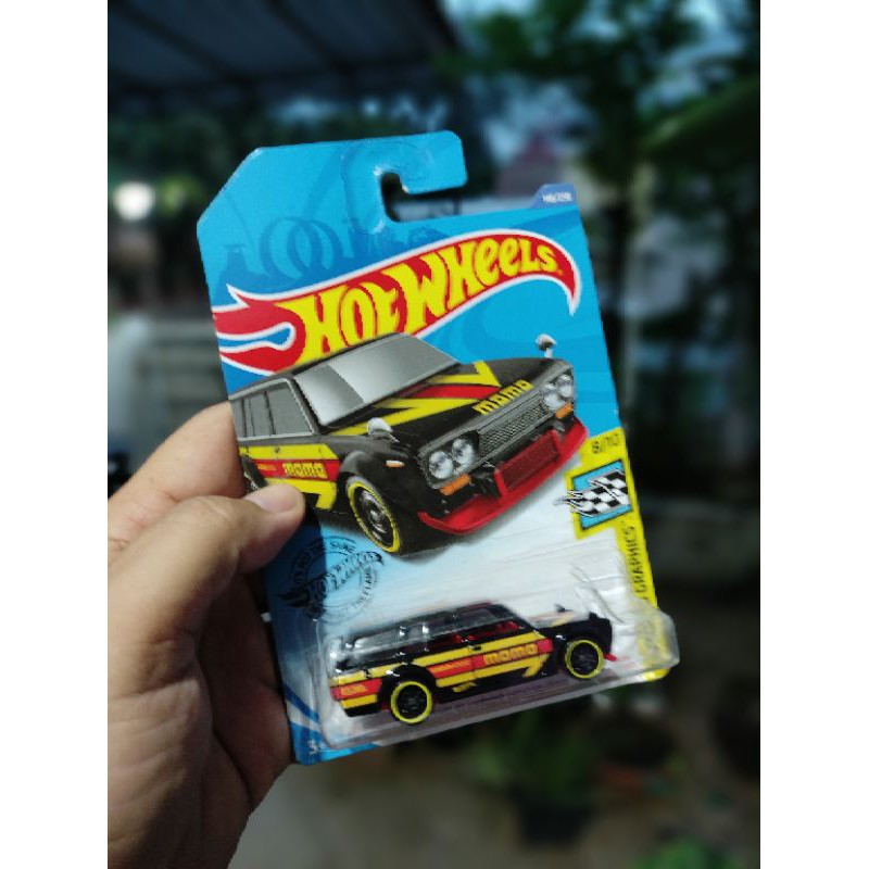Hotwheels datsun momo