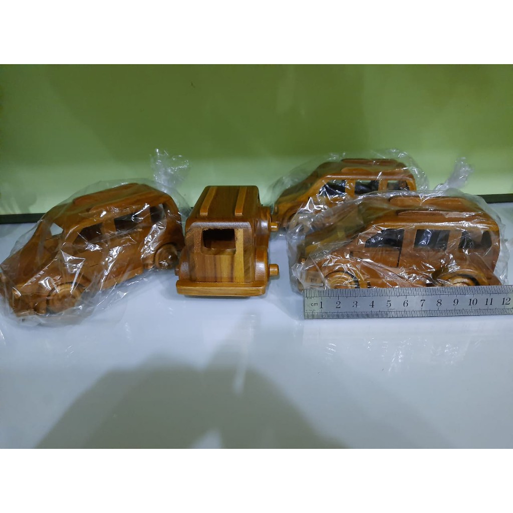 Miniatur / Souvenir Mobil APV Kayu Jati / Suzuki APV