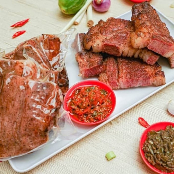 

Sei Sapi Daging Asap Lamalera Khas Kupang Vacuum 500g - BARU