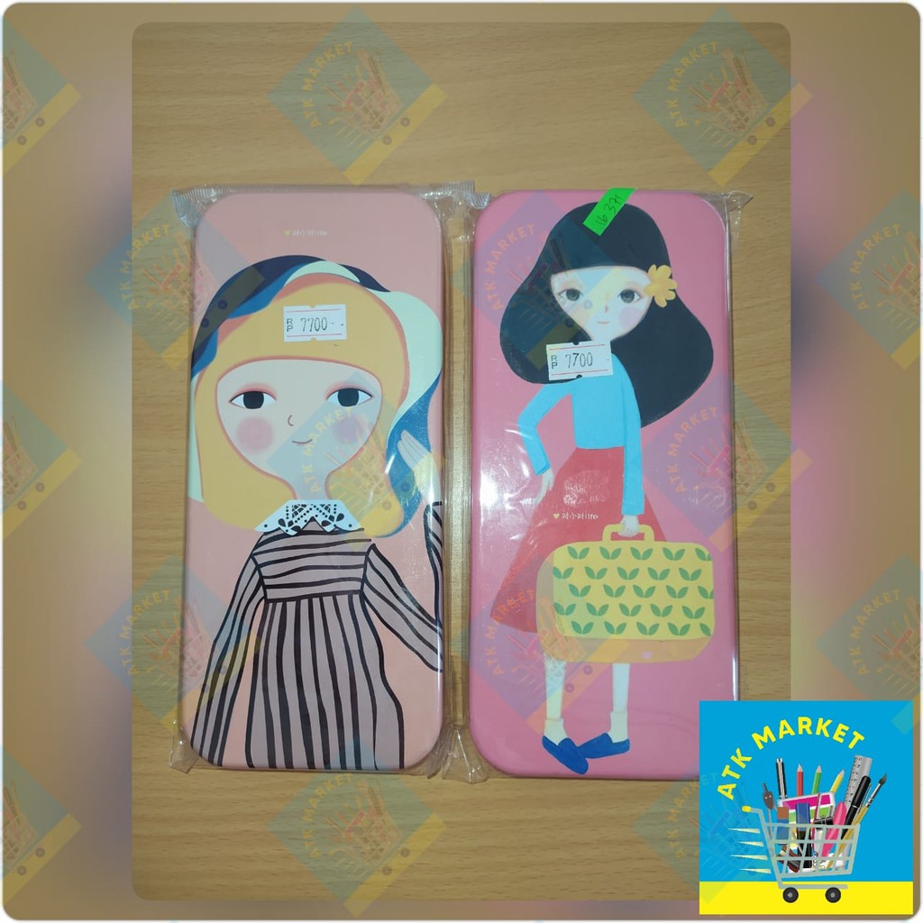 

Kotak Tempat Pensil / Pensil Case Kaleng Motif Cewek Korea 16371