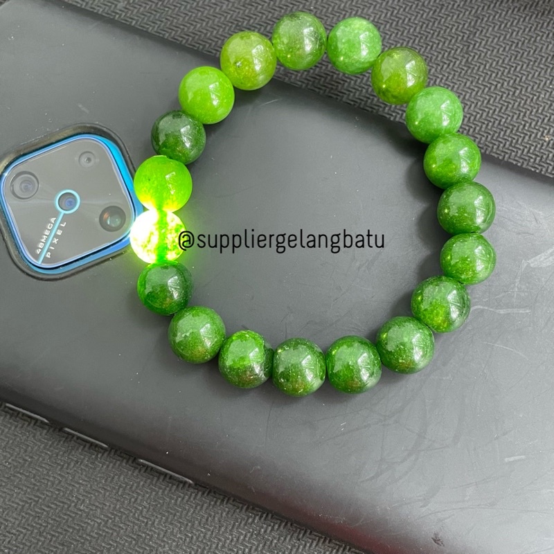 Gelang Giok Black Jade Aceh Hijau Muda Berserat 10mm Premium